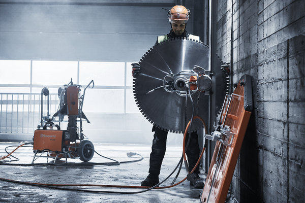 Wall Saw Cutting Services in Dubai - Core Cutting Demolition